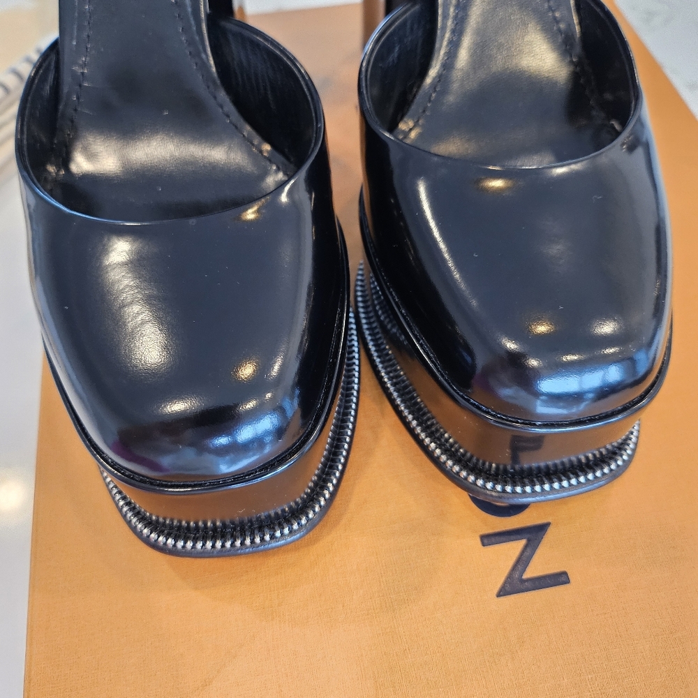 Louis Vuitton Platform Pumps with dust bags and box 38.5 - Picture 5 of 9